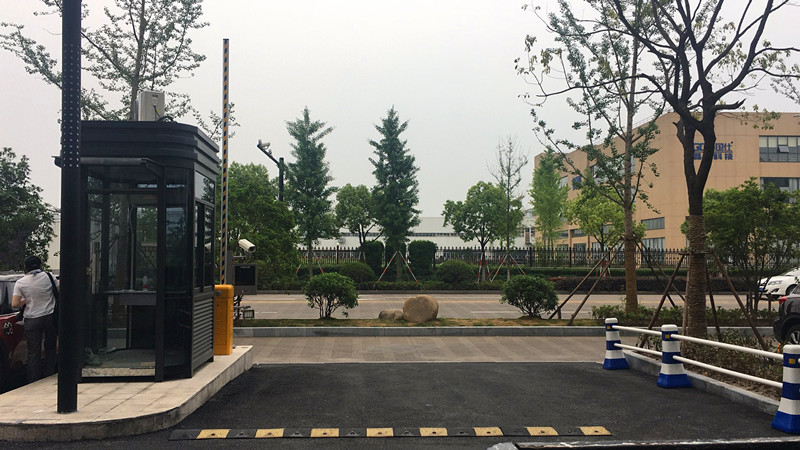 杭州萧山鸿达集体公寓停车场2_副本.jpg